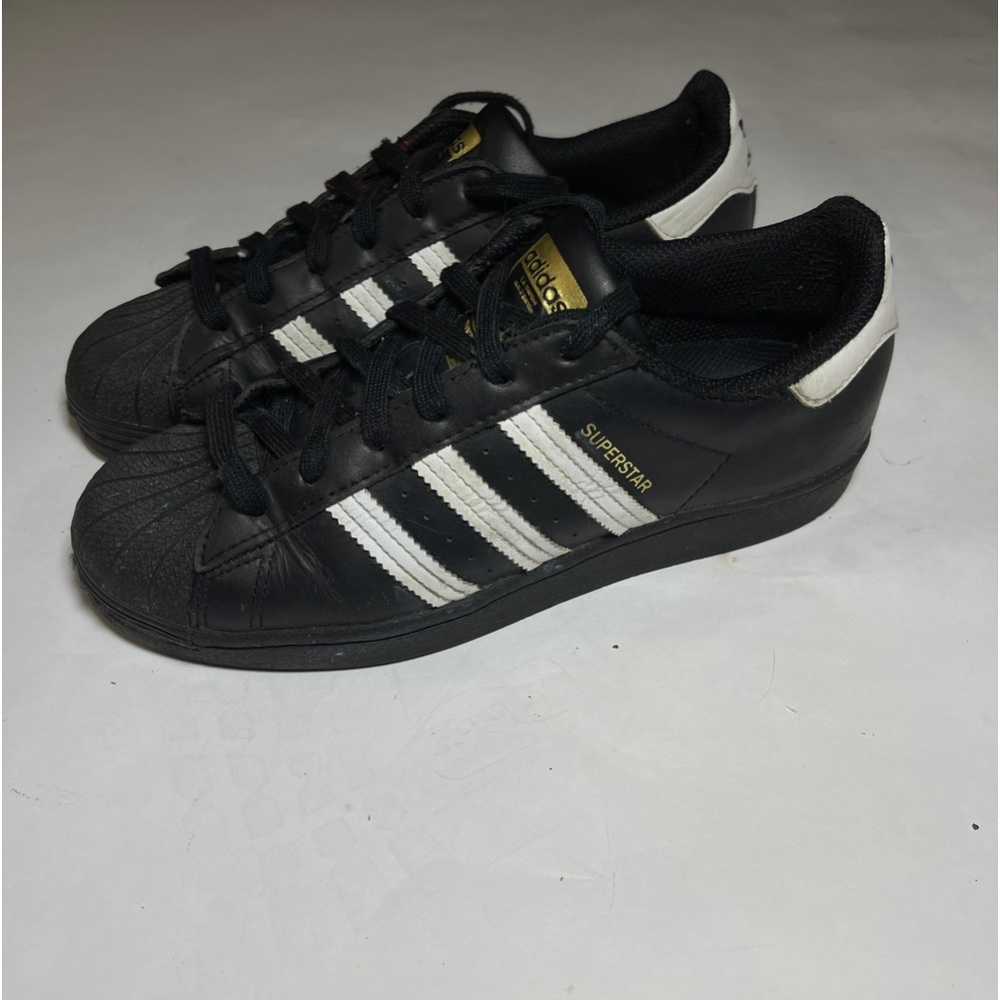 Adidas Sneakers Superstar Low Top Basketball Black 3 White Stripes Men 6 Women 7